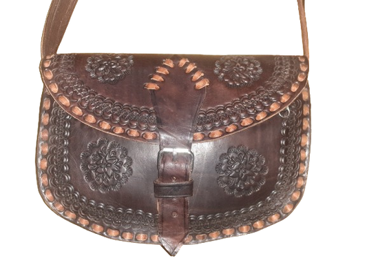 Bolso ovalado hebilla mediano labrado